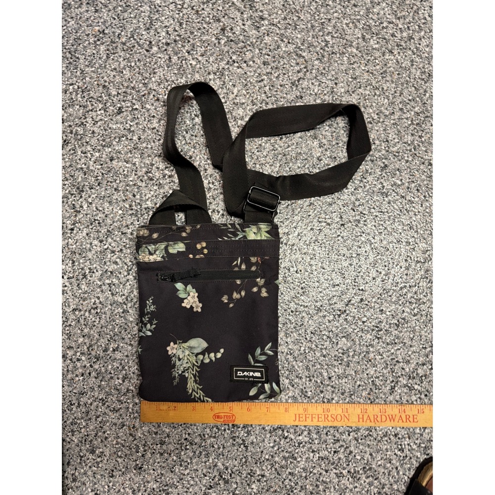 Dakine Jive Crossbody Bag Black Floral Botanical Slim Travel Purse 08220095